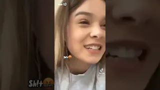 Hailee Steinfeld with chaotic