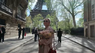 Springtime in Paris with my crazy daughters!
