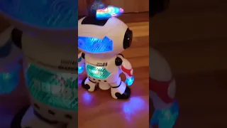 This is how Bumb & Go Robot dancing  and lightning #trending #robot #viral #shorts