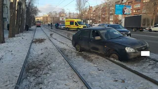 Спешил к собаке - снёс насмерть отца с ребёнком