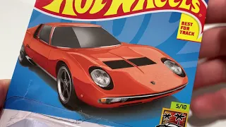 Hot Wheels 1971 Lamborghini Miura SV (2022 HW Exotics)