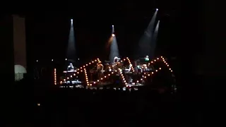 Bon Iver: 8 (circle) [LIVE 2017]