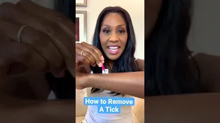 How to Remove a Tick. A Doctor Explains💥 #shorts 💥