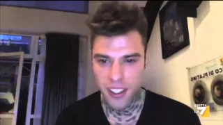 Fedez si sfoga dopo gli insulti della Lega e i giornali di destra