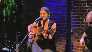 Meghan Andrews "As the World Falls Down" David Bowie cover Live @ WitZend
