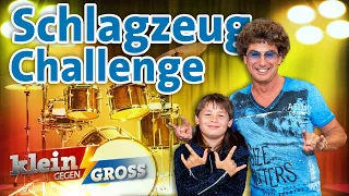 Wer erkennt mehr Songs? Atze Schröder vs. Bryan (10) | Klein gegen Groß