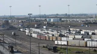 Union Pacific - Bailey Yard - Eastbound Hump Yard Action - Fast speed and normal speed examples