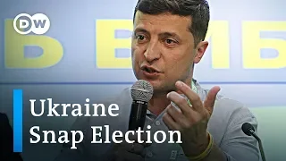 Ukraine: Zelenskiy party set to win snap election | DW News