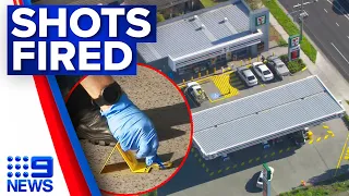 Police fire two gunshots at a van after car rammed in Melbourne | 9 News Australia