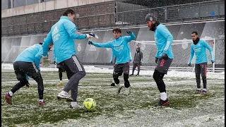 Real Madrid Training 8 Jan: Osasuna Vs Real Madrid: Final training session in Snow