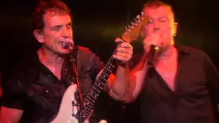 Flame Trees - Cold Chisel 18/12/2015 Sydney
