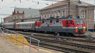 «Андрей Лесников» ЭП1М-678 со скорым поездом №84 Москва Адлер