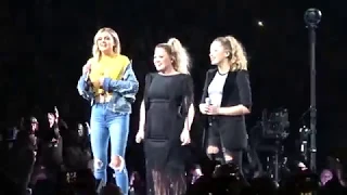 Kelly Clarkson - Miss Independent (Live in Dallas, TX at American Airlines Center February 28, 2019)