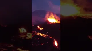 Drönare - Vulkanutbrott på Island (natt) (#Shorts)