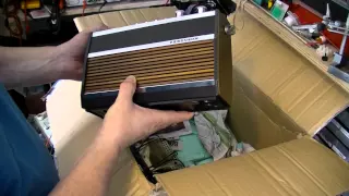 More unboxing of vintage radios