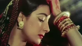 Mother India Full Movie with English subtitals l Nargis, Raaj Kumar, Sunil Dutt  1957