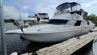 Silverton 392 Motor Yacht, Walk Around