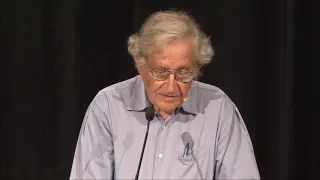 Noam Chomsky   'The machine, the ghost, and the limits of understanding' D5in5EdjhD0