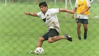 Diego Maradona - Defending Like Maldini (HD)