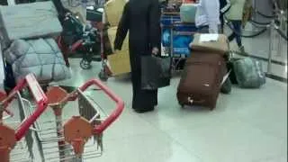 Dubai Airport: How do you pack your luggage?