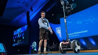 Limor Schweitzer - The World's first Selfie Robot