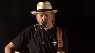 Neil Young - Sugar Mountain (Live at Farm Aid 2011)