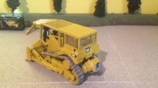 1/50 custom cat d8t winch dozer