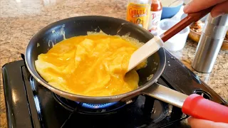 Learn how to flip an Omelet restaurant style