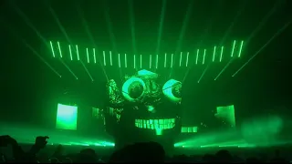 deadmau5 (LIVE) - Cthulhu Sleeps [Cube V3]