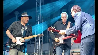 Surprising guitar duel!!~Joe Bonamassa, Tommy Emmanuel & Josh Smith