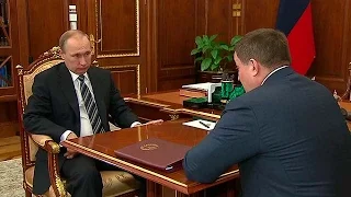 Путин и губернатор Волгоградской области Андрей Бочаров