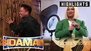 Vice pushes Jhong after getting teased by him | It's Showtime BidaMan