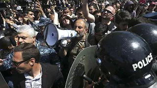 Полиция начала зачистку Еревана от протестующих