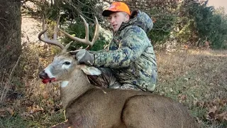 Missouri Rifle Hunt 2021 - Waves Of DEER! (BIG Buck)