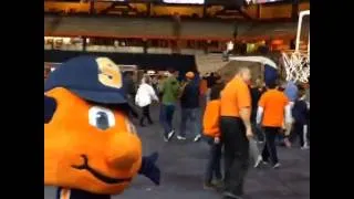 Syracuse's Otto the Orange Shows Off | #Dunkuary