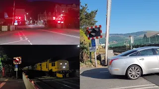 *Class 97/37 ,Double Hangman ,Night Mode* Barmouth South Level Crossing