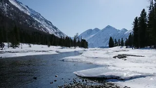 4K HDR Snowy Village River - Winter Stream - Flowing Water - Sounds for Sleeping - White Noise - 8h