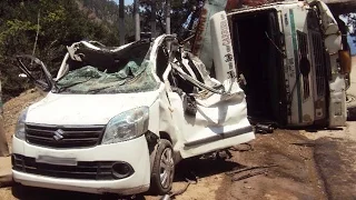 Latest Car Accident of Maruti Suzuki Wagon R in India - Road - Crash - Compilation - 2016 - 2017