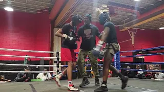 PRO VS AMATEUR -  13yr old National Champion Spars Undefeated Pro Boxer