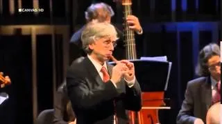 Vivaldi piccolo concerto ---Largo !