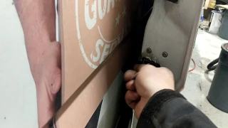 HOW TO CLEAN AND UNJAM A SPRINTER VAN DOOR THAT WON'T CLOSE