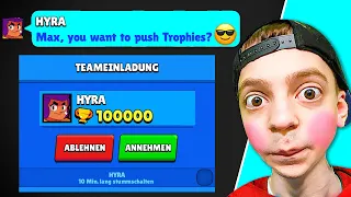 KLEINER BRUDER MAX trifft HYRA in BRAWL STARS! 😍 (Er weint)