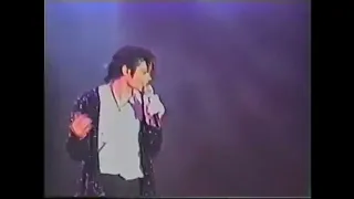 Michael Jackson — Billie Jean — live Copenhagen 1997 amateur