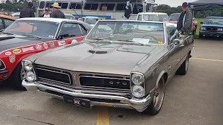 Pontiac GTO no 3° Encontro e Exposição no Campo de Marte