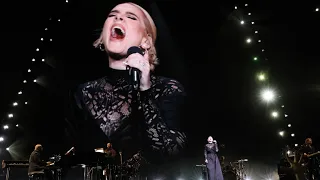 Live: Adele - Las Vegas - Set Fire to the Rain