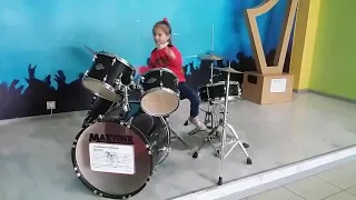 Марина и барабан