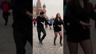 Лезгинка На Красной Площади 2022 Чеченская Песня Madina Dance Lezginka ALISHKA