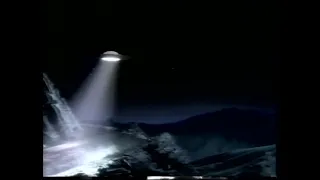 Toyota LandCruiser (J80) (Failed Alien Abduction) - 1996 Australian TV Commercial