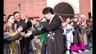 迪玛希Dimash 《Unforgettable day》【fancam】
#央视小春晚#2024欢欢喜喜过大年 东西南北贺新春（和田分会场）