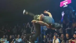 Neguin Vs Kriss AMAZING  Break Dance Battle